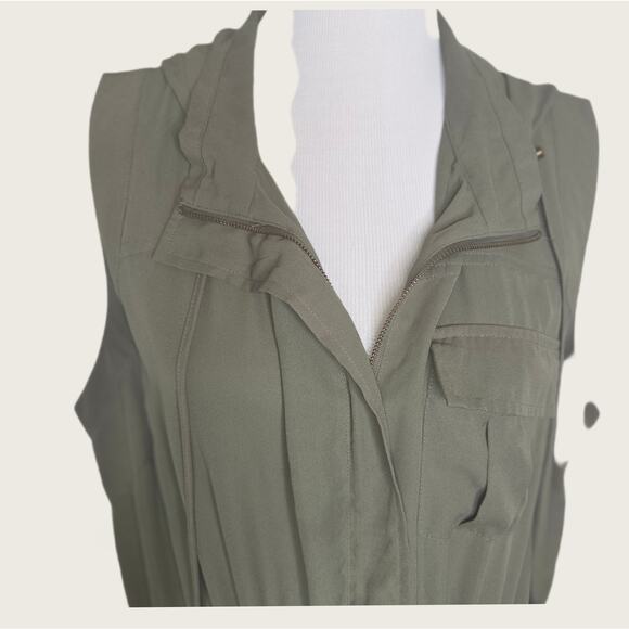 Daniel Rain Olive Utility Vest with Hood Sz 1X - Picture 2 of 7